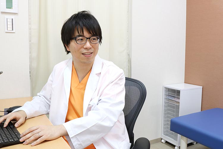 院長　津田　健司